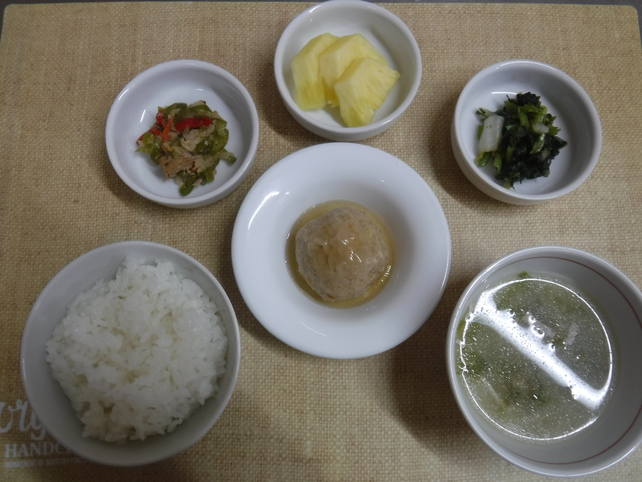 木曜日-給食