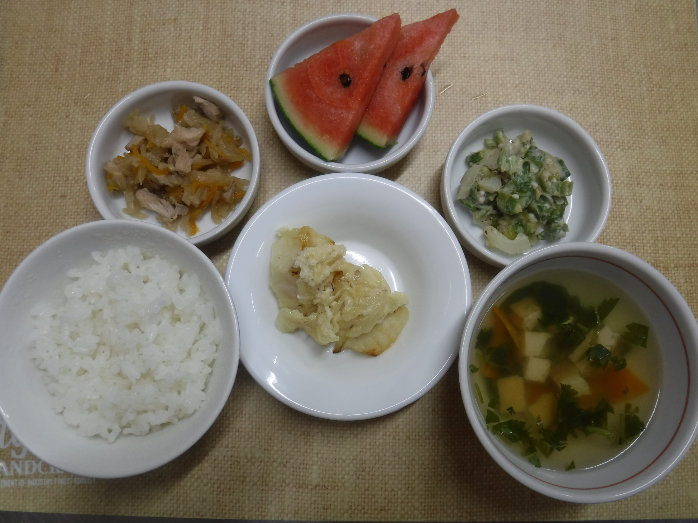 水曜日-給食