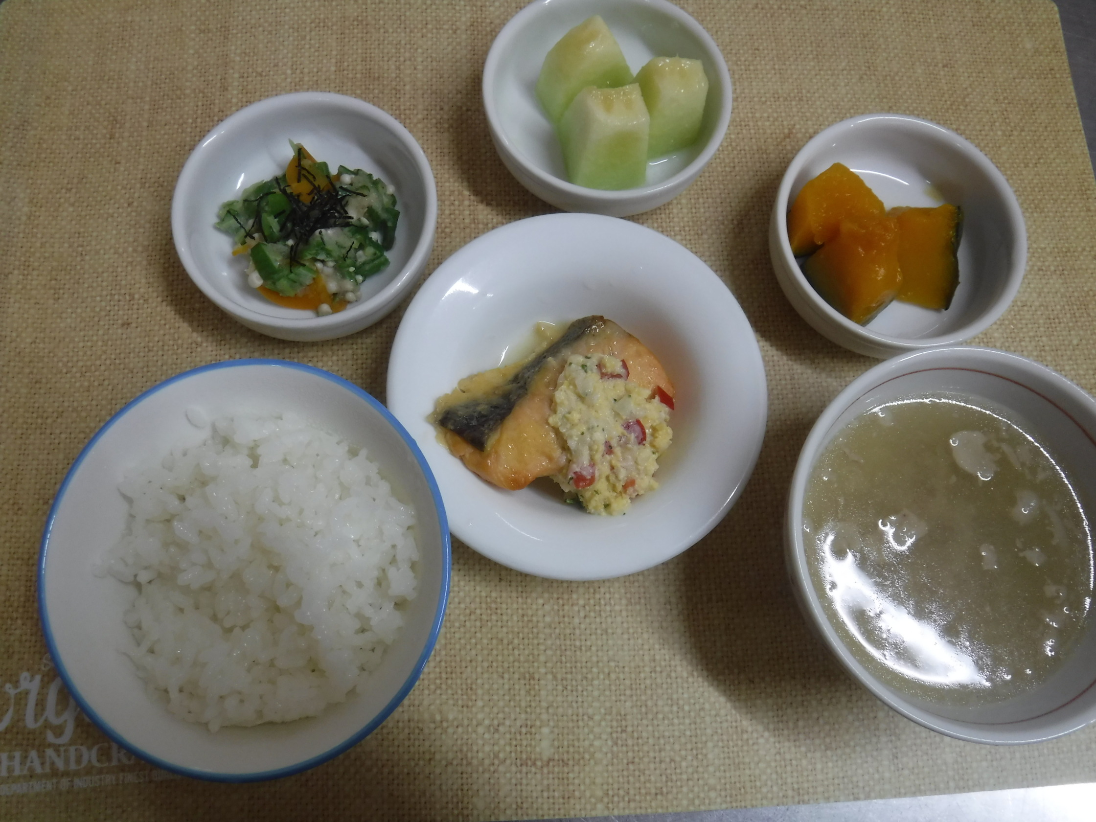 土曜日-給食