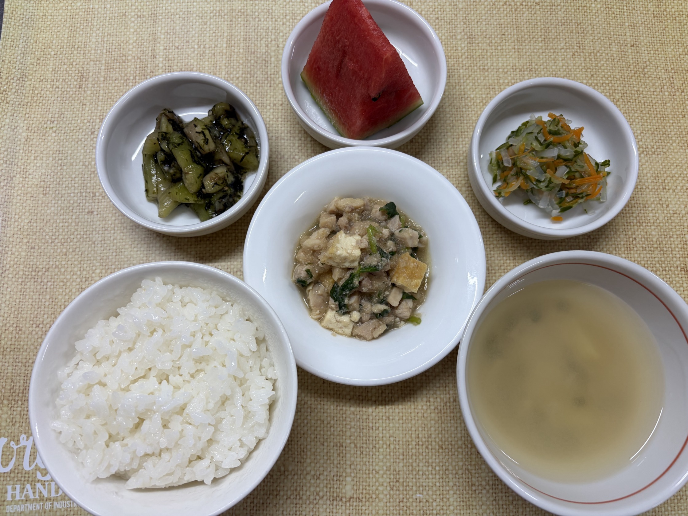 火曜日-給食